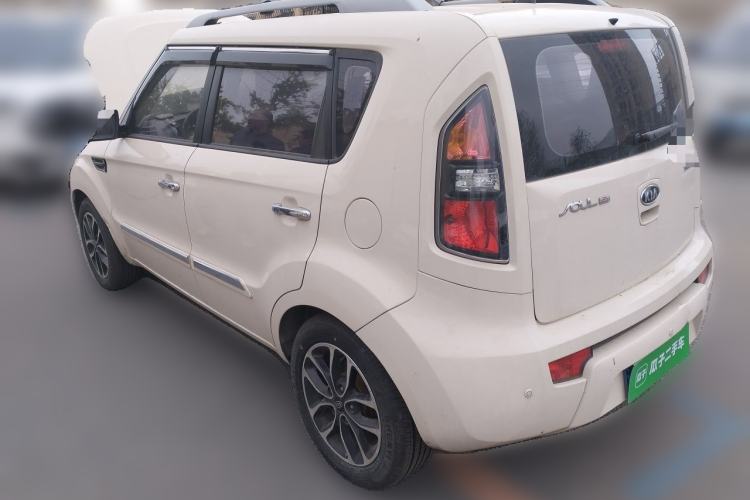 Used Kia Soul 2013 1.6L AT Premium Rear Left 45 Deg