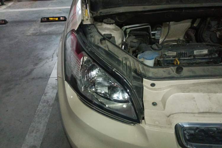 Used Kia Soul 2013 1.6L AT Premium Right Front Headlight