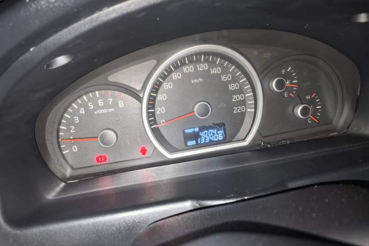 Used Kia Sportage 2013 2.0L Manual Two-Wheel Drive GL Trim Odometer Close Up