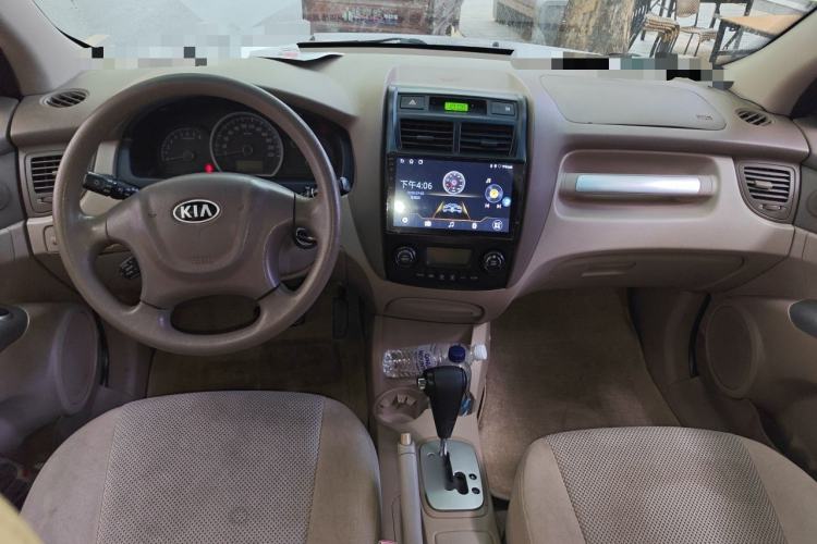 Used Kia Sportage 2007 2.0L Automatic Two-Wheel Drive GL Trim Center Console