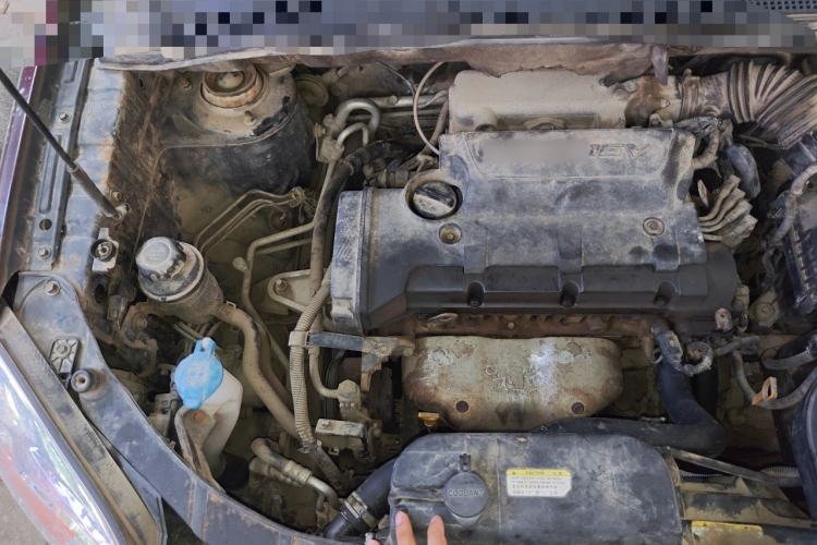 Used Kia Sportage 2007 2.0L Automatic Two-Wheel Drive GL Trim Engine Bay Right