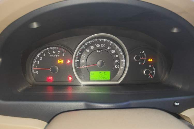 Used Kia Sportage 2007 2.0L Automatic Two-Wheel Drive GL Trim Instrument Cluster
