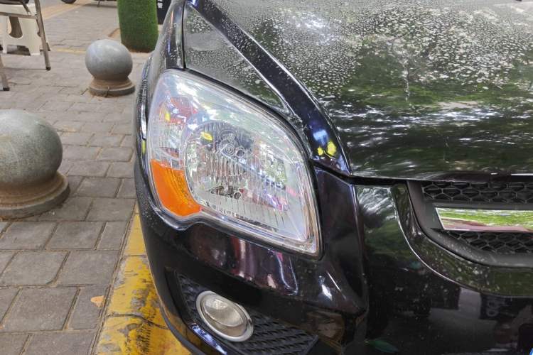 Used Kia Sportage 2007 2.0L Automatic Two-Wheel Drive GL Trim Right Front Headlight