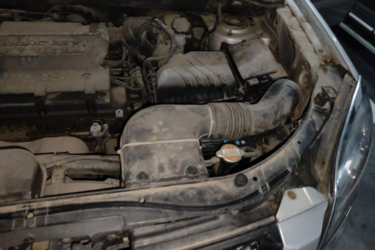 Used Kia Sportage 2007 2.0L Automatic Two-Wheel Drive GL Trim Engine Bay Left