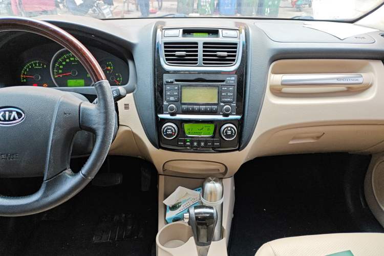 Used Kia Sportage 2009 2.0L Automatic Two-Wheel Drive GLS Audio And AC Panel