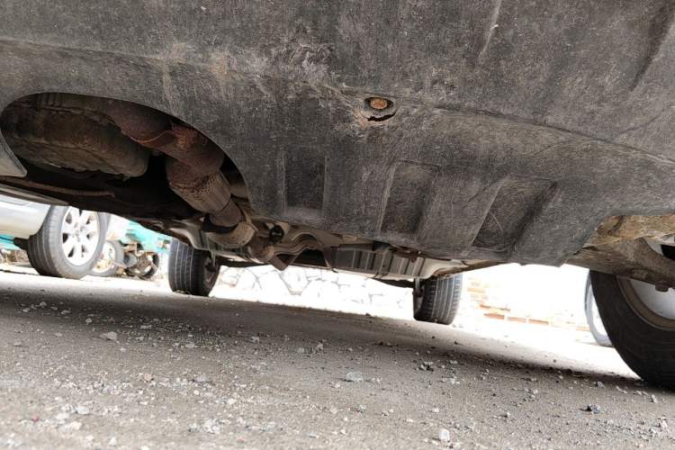 Used Kia Sportage 2009 2.0L Manual Two-Wheel-Drive GL Trim Chassis Front