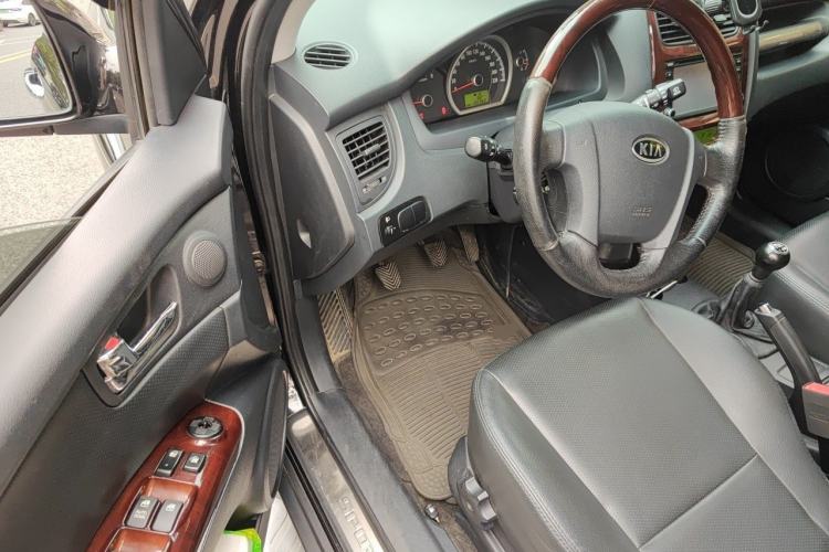 Used Kia Sportage 2009 2.0L Manual Two-Wheel-Drive GLS Driver Seat