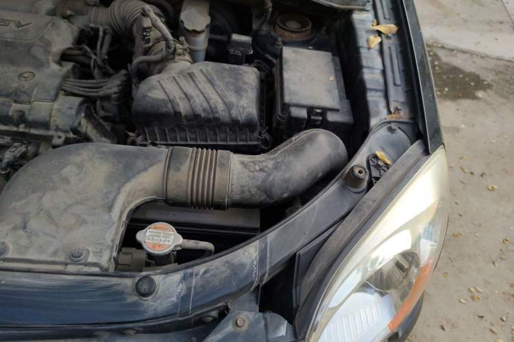 Used Kia Sportage 2009 2.0L Automatic Two-Wheel Drive GLS Engine Bay Left