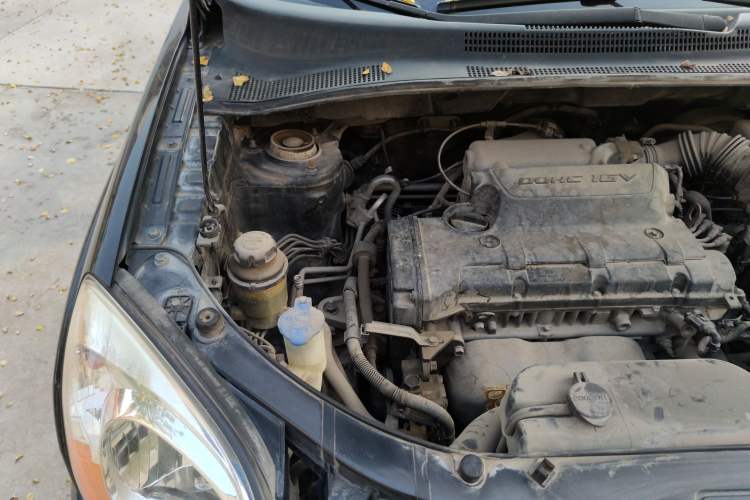 Used Kia Sportage 2009 2.0L Automatic Two-Wheel Drive GLS Engine Bay Right