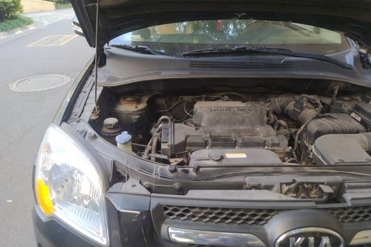Used Kia Sportage 2009 2.0L Automatic Two-Wheel Drive GLS Engine Bay Right