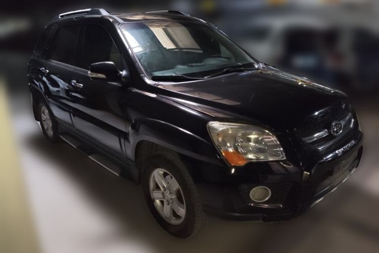 Used Kia Sportage 2009 2.0L Manual Two-Wheel-Drive GLS Front Right 45 Deg