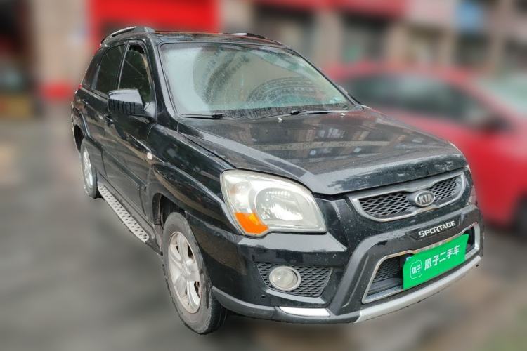 Used Kia Sportage 2009 2.0L Manual Two-Wheel-Drive GL Trim Front Right 45 Deg