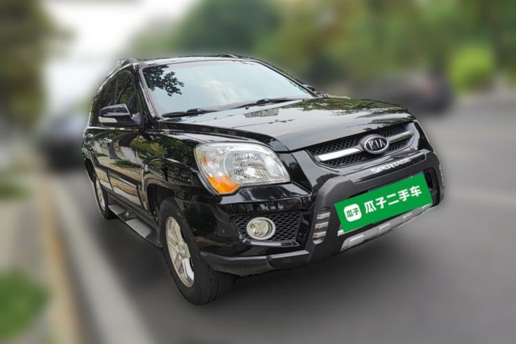 Used Kia Sportage 2009 2.0L Manual Two-Wheel-Drive GLS Front Right 45 Deg