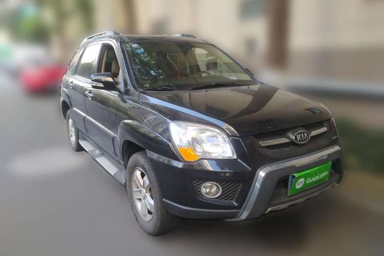 Used Kia Sportage 2009 2.0L Automatic Two-Wheel Drive GLS Front Right 45 Deg