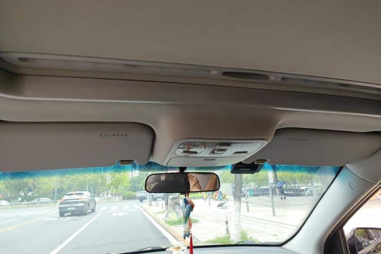 Used Kia Sportage 2009 2.0L Manual Two-Wheel-Drive GLS Headliner