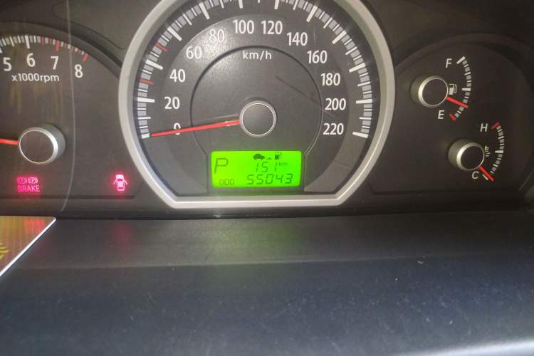 Used Kia Sportage 2009 2.0L Automatic Two-Wheel Drive GLS Odometer Close Up