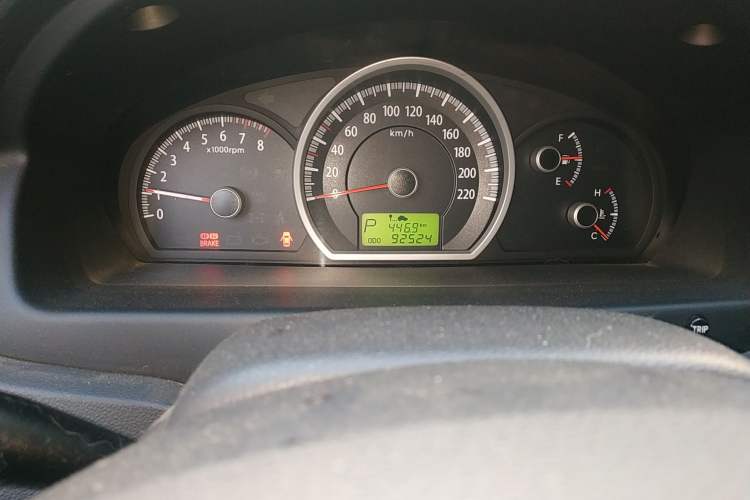 Used Kia Sportage 2009 2.0L Automatic Two-Wheel Drive GLS Odometer Close Up