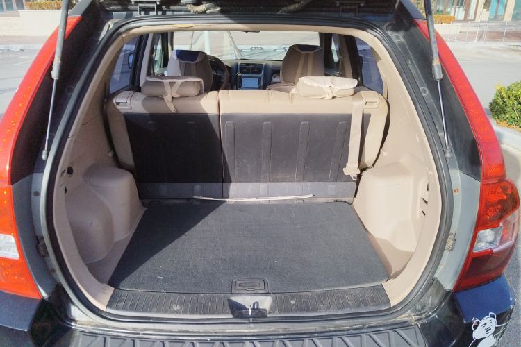 Used Kia Sportage 2009 2.0L Manual Two-Wheel-Drive GL Trim Trunk
