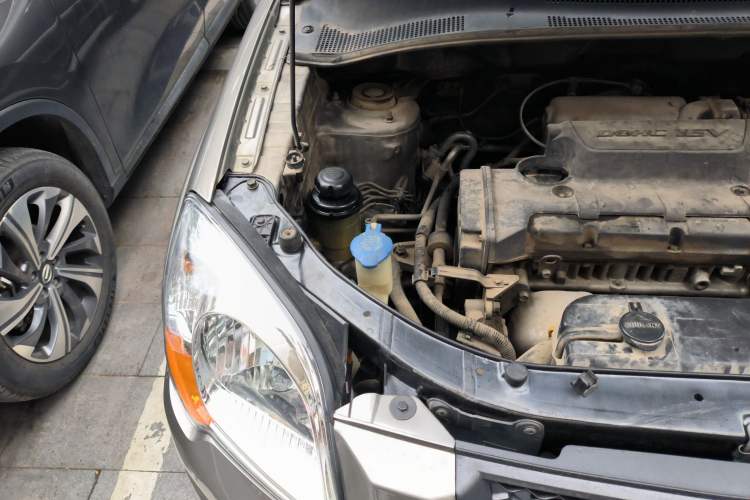 Used Kia Sportage 2009 2.0L Automatic Two-Wheel Drive GLS Engine Bay Right