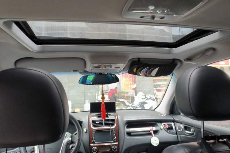 Used Kia Sportage 2009 2.0L Automatic Two-Wheel Drive GLS Headliner