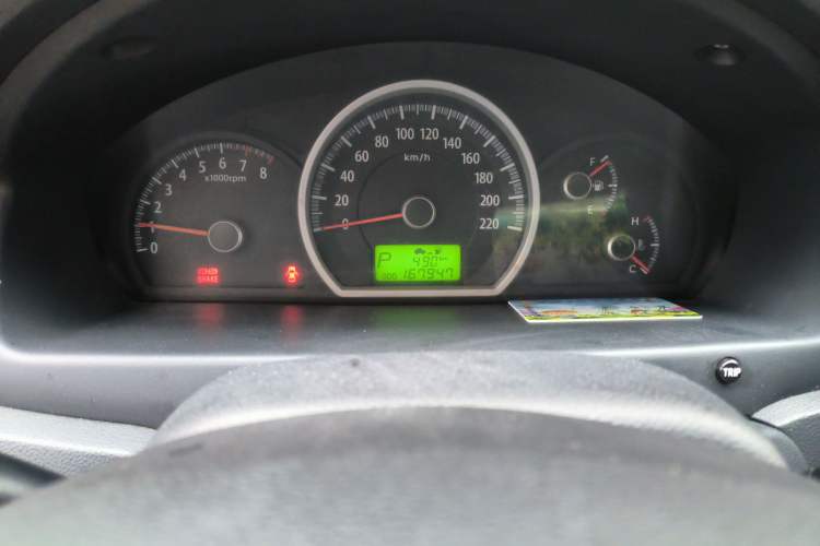 Used Kia Sportage 2009 2.0L Automatic Two-Wheel Drive GLS Odometer Close Up