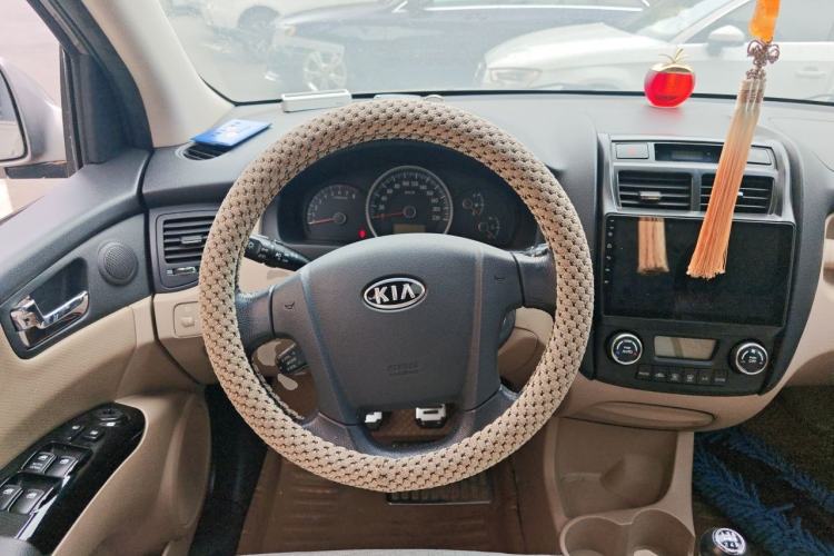 Used Kia Sportage 2009 2.0L Manual Two-Wheel-Drive GLS Steering Wheel
