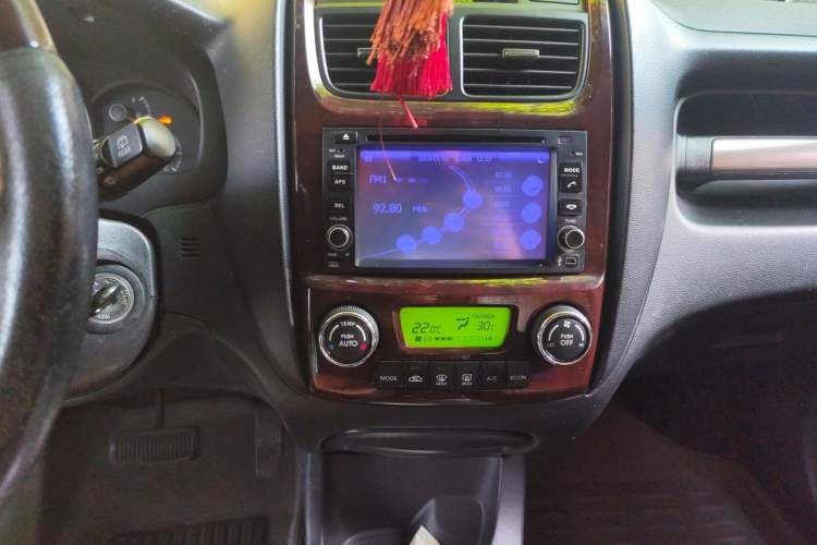 Used Kia Sportage 2009 2.0L Automatic Two-Wheel Drive GLS Audio And AC Panel
