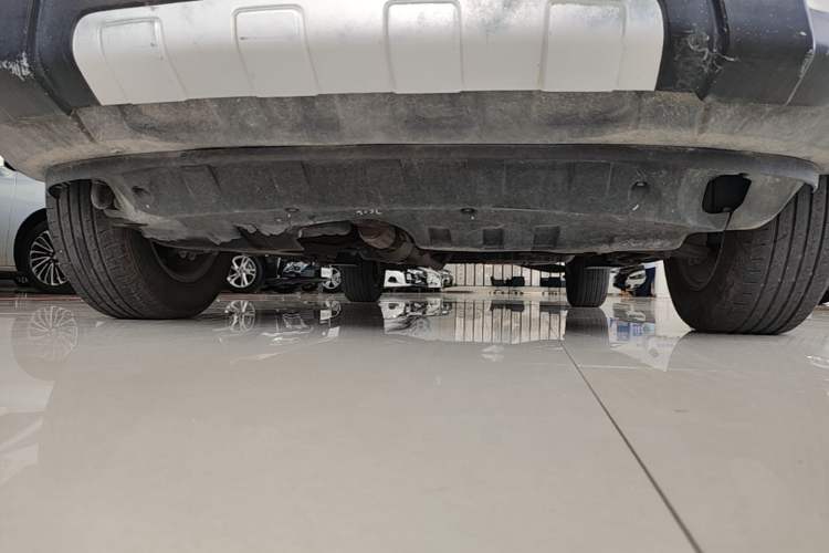 Used Kia Sportage 2009 2.0L Manual Two-Wheel-Drive GL Trim Chassis Front