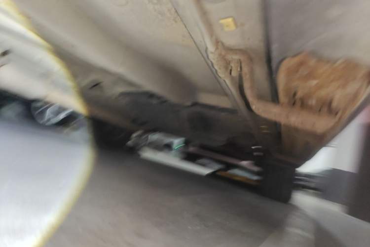 Used Kia Sportage 2009 2.0L Manual Two-Wheel-Drive GL Trim Chassis Front Left