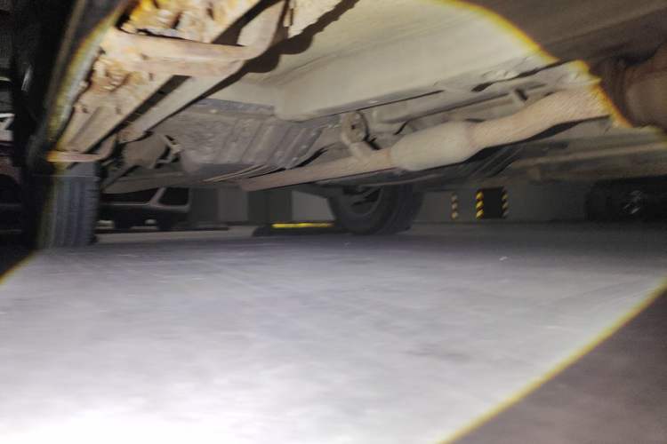 Used Kia Sportage 2009 2.0L Manual Two-Wheel-Drive GL Trim Chassis Front Right