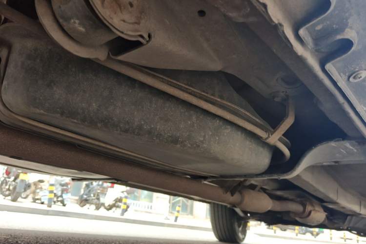 Used Kia Sportage 2009 2.0L Manual Two-Wheel-Drive GLS Chassis Rear Right