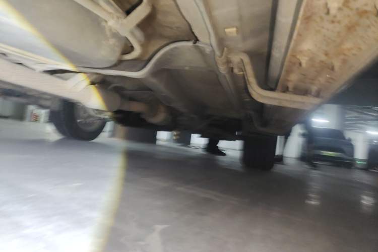 Used Kia Sportage 2009 2.0L Manual Two-Wheel-Drive GL Trim Chassis Rear Right