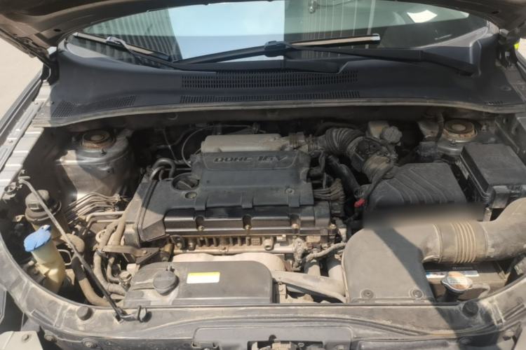 Used Kia Sportage 2009 2.0L Automatic Two-Wheel Drive GLS Engine Bay