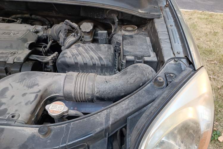 Used Kia Sportage 2009 2.0L Automatic Two-Wheel Drive GLS Engine Bay Left