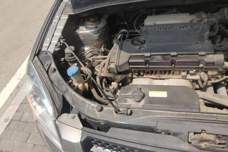 Used Kia Sportage 2009 2.0L Automatic Two-Wheel Drive GLS Engine Bay Right