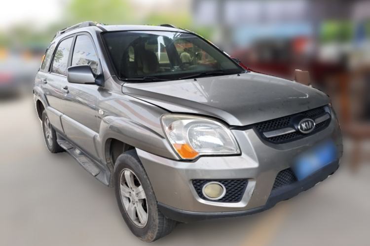 Used Kia Sportage 2009 2.0L Automatic 2WD GL Trim Front Right 45 Deg
