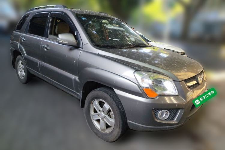 Used Kia Sportage 2009 2.0L Automatic Two-Wheel Drive GLS Front Right 45 Deg