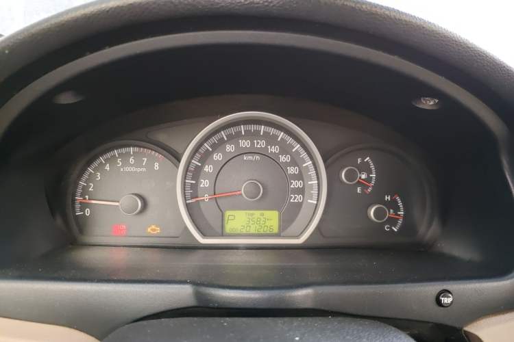 Used Kia Sportage 2009 2.0L Automatic 2WD GL Trim Instrument Cluster