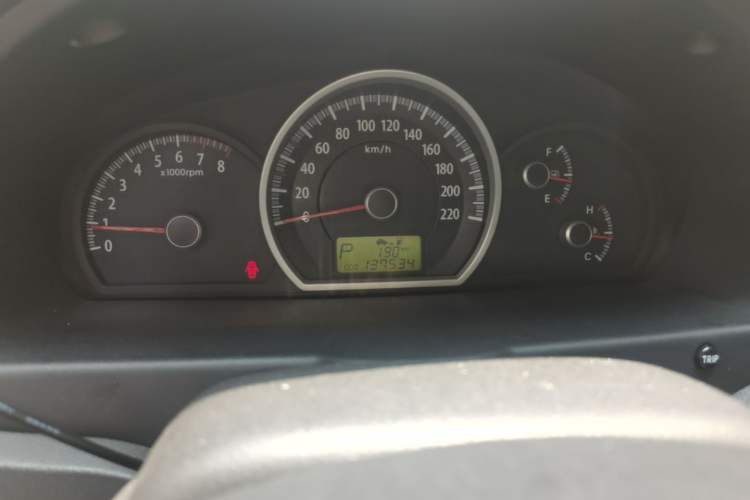 Used Kia Sportage 2009 2.0L Automatic Two-Wheel Drive GLS Odometer Close Up