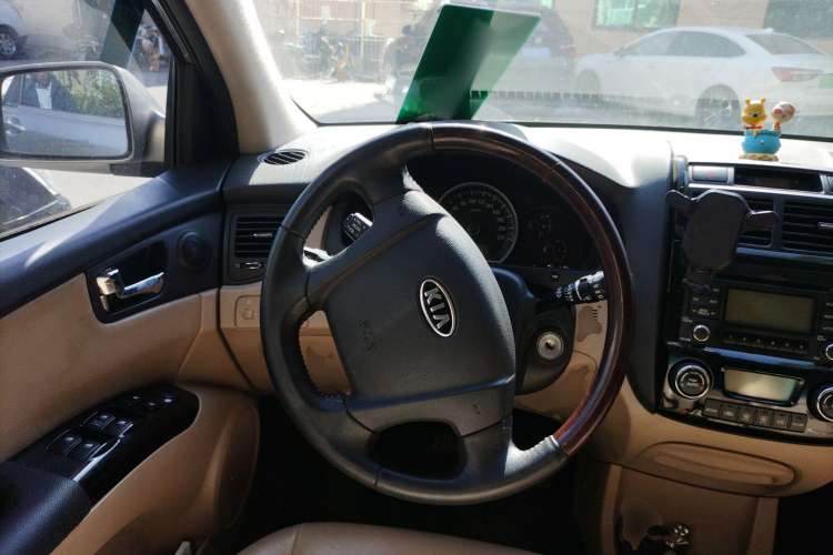 Used Kia Sportage 2009 2.0L Automatic Two-Wheel Drive GLS Steering Wheel