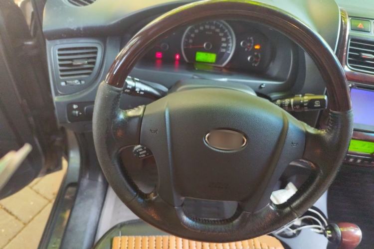 Used Kia Sportage 2009 2.0L Automatic Two-Wheel Drive GLS Steering Wheel