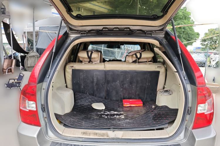 Used Kia Sportage 2009 2.0L Automatic 2WD GL Trim Trunk