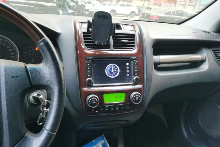 Used Kia Sportage 2009 2.0L Automatic Two-Wheel Drive GLS Audio And AC Panel