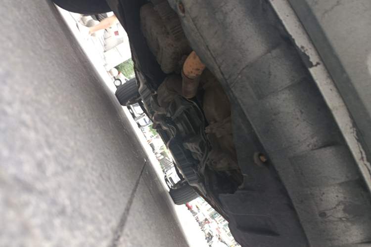 Used Kia Sportage 2009 2.0L Manual Two-Wheel-Drive GL Trim Chassis Front