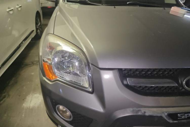 Used Kia Sportage 2009 2.0L Automatic Two-Wheel Drive GLS Engine Bay Right