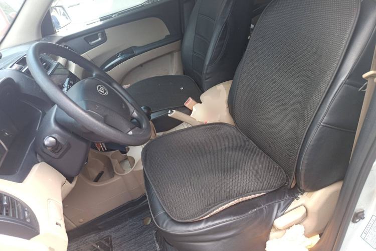 Used Kia Sportage 2009 2.0L Manual Two-Wheel-Drive GL Trim Left Front Seat