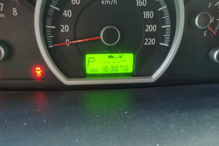 Used Kia Sportage 2009 2.0L Automatic Two-Wheel Drive GLS Odometer Close Up