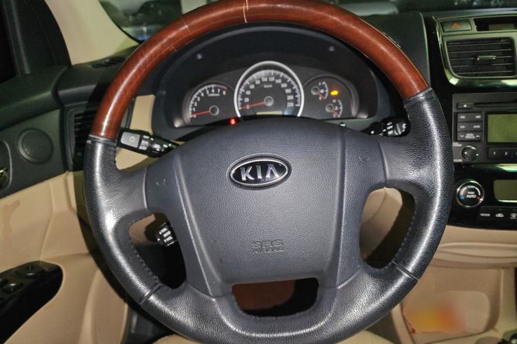 Used Kia Sportage 2009 2.0L Automatic Two-Wheel Drive GLS Steering Wheel