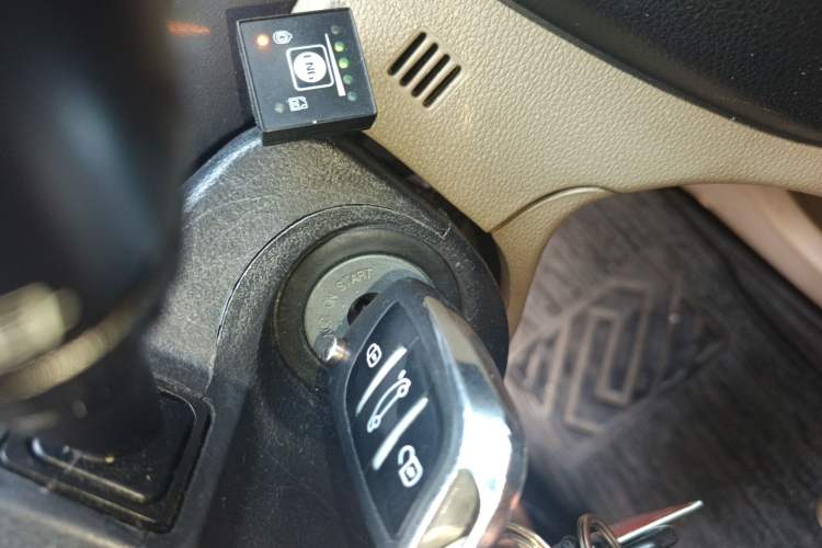 Used Kia Sportage 2009 2.0L Manual Two-Wheel-Drive GL Trim Vehicle Key