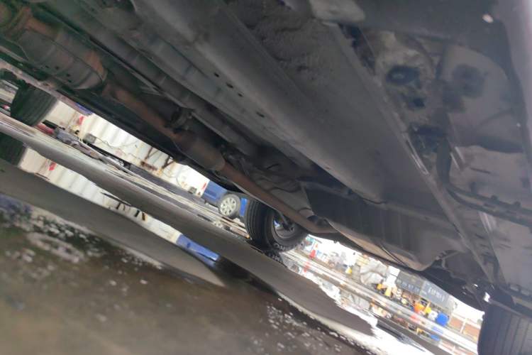 Used Kia Sportage 2009 2.0L Automatic Two-Wheel Drive GLS Chassis Front Left
